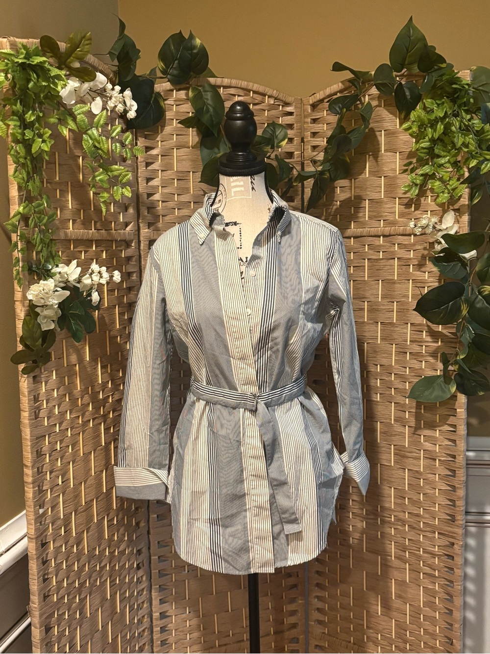 Banana Republic Light Blue and White Striped Button-Front Shirt with Waist Tie